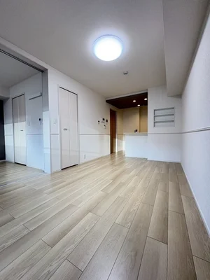 のマンスリーマンション・ウィークリーマンション「クオーレ　Ⅲ 203・洋室(No.1273266)」メイン画像