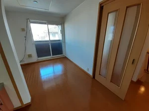 東伯郡湯梨浜町のマンスリーマンション・ウィークリーマンション「ショウ・ユウ・モア 201・洋室(No.1273282)」メイン画像