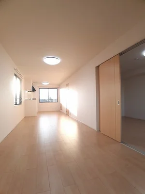 紀ノ川駅（和歌山県）のマンスリーマンション・ウィークリーマンション「ＧＲＡＮＤ　ＨＩＬＬＳ 303・洋室(No.1273295)」メイン画像