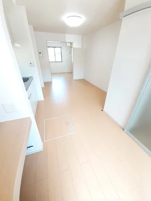 のマンスリーマンション・ウィークリーマンション「ビオーラ　Ａ 102・洋室(No.1273363)」メイン画像