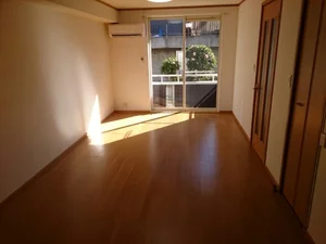 西彼杵郡長与町のマンスリーマンション・ウィークリーマンション「アメニティ　コーポラス 101・洋室(No.1273437)」メイン画像