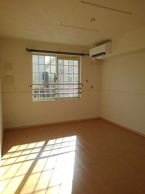 のマンスリーマンション・ウィークリーマンション「リバーベルＢ 203・洋室(No.1273509)」メイン画像