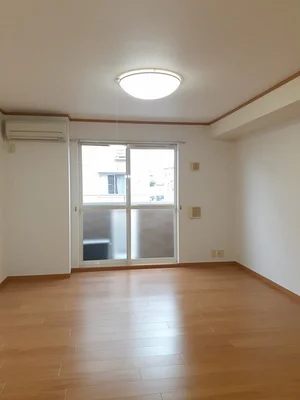 のマンスリーマンション・ウィークリーマンション「シャトースズキ 105・洋室(No.1273541)」メイン画像