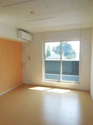 のマンスリーマンション・ウィークリーマンション「フォーリストⅠ 202・洋室(No.1273598)」メイン画像