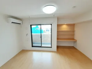 のマンスリーマンション・ウィークリーマンション「シューネスハイム　ミルト西館 202・洋室(No.1273602)」メイン画像