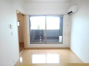 のマンスリーマンション・ウィークリーマンション「ヴィ・アモーレ 203・洋室(No.1273614)」メイン画像