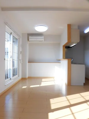 のマンスリーマンション・ウィークリーマンション「Ｒｅｓｔ　Ｂｅｌｌ　Ⅱ 202・洋室(No.1273615)」メイン画像