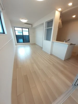 のマンスリーマンション・ウィークリーマンション「Ｇｅｎｔｌｙ　ＳＨＩＮＥ　Ⅱ 205・洋室(No.1273865)」メイン画像