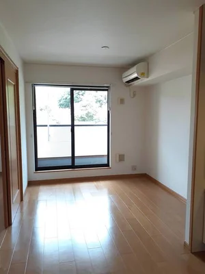 のマンスリーマンション・ウィークリーマンション「プリムローズヴィラＤ 202・洋室(No.1273876)」メイン画像