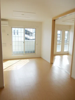 のマンスリーマンション・ウィークリーマンション「サザン　アルミュールＡ 202・洋室(No.1274111)」メイン画像