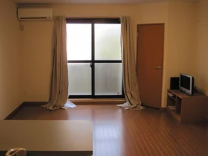 福井県のマンスリーマンション・ウィークリーマンション「レオパレスクローバー 105(No.1274237)」メイン画像