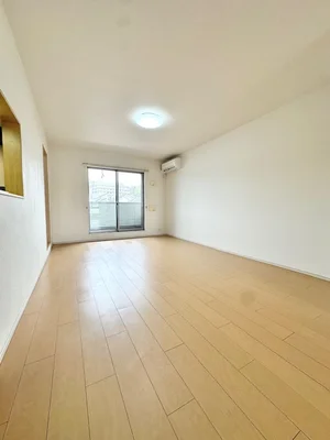 のマンスリーマンション・ウィークリーマンション「トレ　ミ　カーサ星の森 303・洋室(No.1274322)」メイン画像