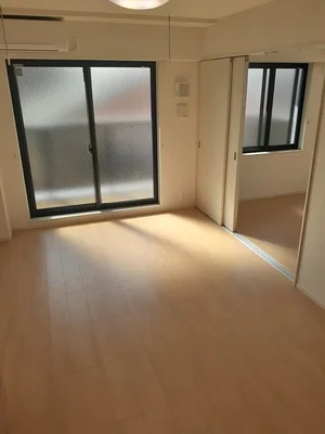 のマンスリーマンション・ウィークリーマンション「ウエスト　シックス 101・洋室(No.1274424)」メイン画像