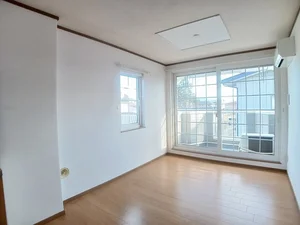 東福島駅（福島県）のマンスリーマンション・ウィークリーマンション「サンノーハイツ 201・洋室(No.1274606)」メイン画像