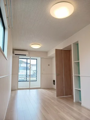 八街市のマンスリーマンション・ウィークリーマンション「アンソレイユ参番館 105・洋室(No.1274645)」メイン画像