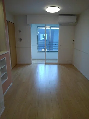 のマンスリーマンション・ウィークリーマンション「グラン・シャトレー　Ⅵ 202・洋室(No.1274737)」メイン画像