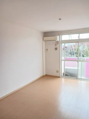 のマンスリーマンション・ウィークリーマンション「サニーコート玉城 202・洋室(No.1274765)」メイン画像