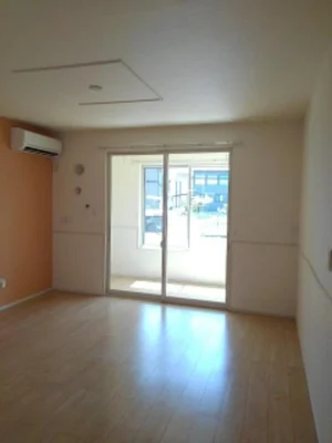 富田駅（三重県）のマンスリーマンション・ウィークリーマンション「フィオーレさくら 102・洋室(No.1274777)」メイン画像