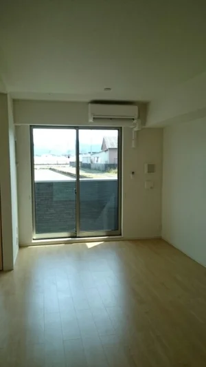 のマンスリーマンション・ウィークリーマンション「メゾン・ド・クレモンティーヌⅡ 102・洋室(No.1274880)」メイン画像