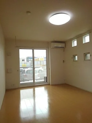 のマンスリーマンション・ウィークリーマンション「ラ・コロボックル 202・洋室(No.1274985)」メイン画像