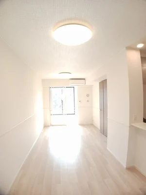 のマンスリーマンション・ウィークリーマンション「ヒカルサ境港外江町イーストⅠ 103・洋室(No.1275020)」メイン画像