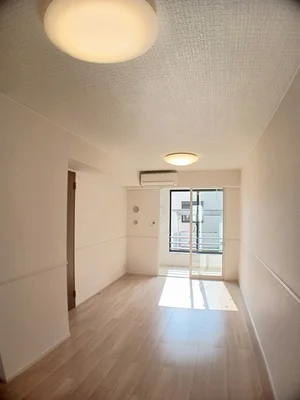 境港市のマンスリーマンション・ウィークリーマンション「ヒカルサ境港外江町イーストⅡ 102・洋室(No.1275023)」メイン画像