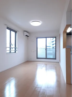 のマンスリーマンション・ウィークリーマンション「リバーサイド小松原 301・洋室(No.1275035)」メイン画像