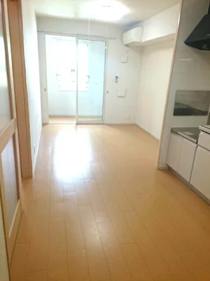 のマンスリーマンション・ウィークリーマンション「カ－ムリ－ガ－デン 202・洋室(No.1275114)」メイン画像