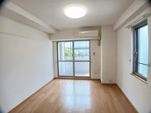 神戸市東灘区のマンスリーマンション・ウィークリーマンション「Ｔ’ｓ　ＣＵＢＥ　ＺＥＲＯ 305・洋室(No.1275121)」メイン画像