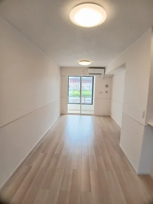 のマンスリーマンション・ウィークリーマンション「ガラシアⅡ 103・洋室(No.1275143)」メイン画像