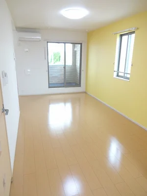 のマンスリーマンション・ウィークリーマンション「メゾン・ド・プラティーク植松Ａ 201・洋室(No.1275199)」メイン画像