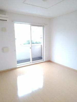 宮崎県のマンスリーマンション・ウィークリーマンション「Ｆｌａｍｅ　Ｇａｒｄｅｎ　Ａ 101・洋室(No.1275213)」メイン画像