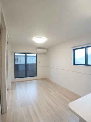 香川県のマンスリーマンション・ウィークリーマンション「クラール鶴市フロイデＡ 204・洋室(No.1275260)」メイン画像