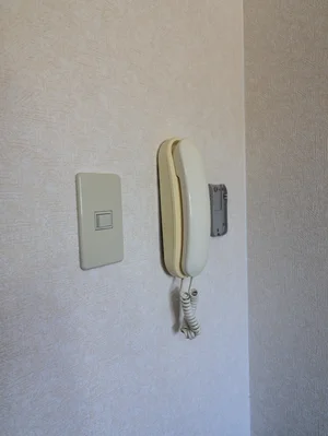 インターホン