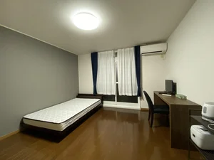 のマンスリーマンション・ウィークリーマンション「Sステイ姫路市役所前リッチウォーク【禁煙ルーム】 セミダブルベッド(No.1275431)」メイン画像