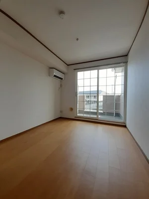 のマンスリーマンション・ウィークリーマンション「ヴィラ・レジ－ナ 202・洋室(No.1275511)」メイン画像