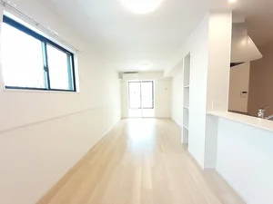 のマンスリーマンション・ウィークリーマンション「ＳＰＲＩＮＧ　ＨＩＬＬ　Ａ 103・洋室(No.1275521)」メイン画像