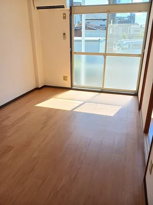 のマンスリーマンション・ウィークリーマンション「ニューシティ城南 103・洋室(No.1275548)」メイン画像