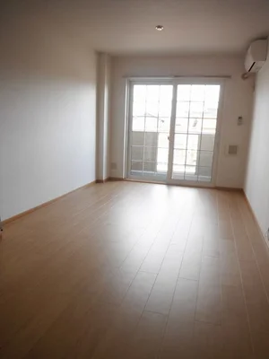 のマンスリーマンション・ウィークリーマンション「アンソレイエⅡ 203・洋室(No.1275574)」メイン画像