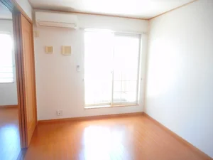 のマンスリーマンション・ウィークリーマンション「サンロードⅢ 203・洋室(No.1275585)」メイン画像