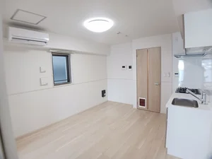 亀岡市のマンスリーマンション・ウィークリーマンション「ココ　クレメント　１ 204・洋室(No.1275596)」メイン画像