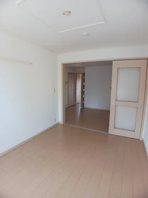 総社市のマンスリーマンション・ウィークリーマンション「ソレイユ　Ⅱ 101・洋室(No.1275648)」メイン画像