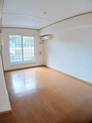 のマンスリーマンション・ウィークリーマンション「リバブル・コートＡ 203・洋室(No.1275659)」メイン画像