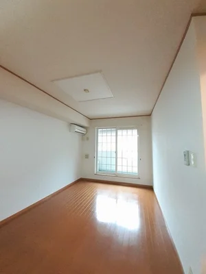 のマンスリーマンション・ウィークリーマンション「リバブル・コートＢ 203・洋室(No.1275660)」メイン画像