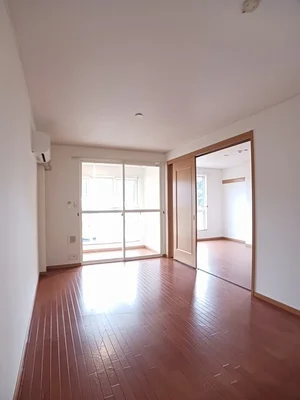 のマンスリーマンション・ウィークリーマンション「リヴァーサイド意宇Ⅳ 201・洋室(No.1275661)」メイン画像