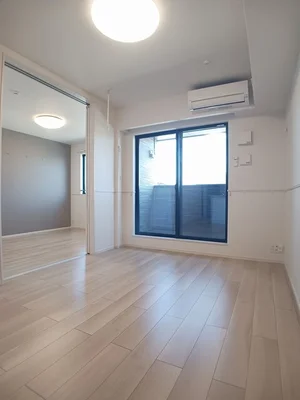 のマンスリーマンション・ウィークリーマンション「ドリームサイド光Ⅴ 204・洋室(No.1275664)」メイン画像