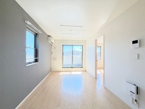 のマンスリーマンション・ウィークリーマンション「ウィステリア陽寿Ⅲ 203・洋室(No.1275839)」メイン画像