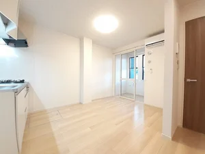 のマンスリーマンション・ウィークリーマンション「フォルシュ　Ｕ．Ｎ．Ｂ 102・洋室(No.1276177)」メイン画像