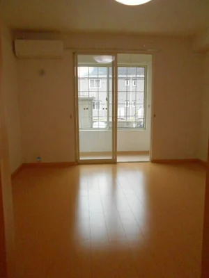 のマンスリーマンション・ウィークリーマンション「ガーデンハウス朝日山　Ｅ 102・洋室(No.1276331)」メイン画像