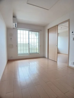 神奈川県の大東建託リーシング株式会社のマンスリーマンション・ウィークリーマンション「カーサ　アルドーレ 202・洋室(No.1276389)」メイン画像